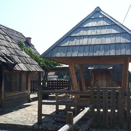 Konoba Ognjiste Bed & Breakfast Sokolac  Dış mekan fotoğraf