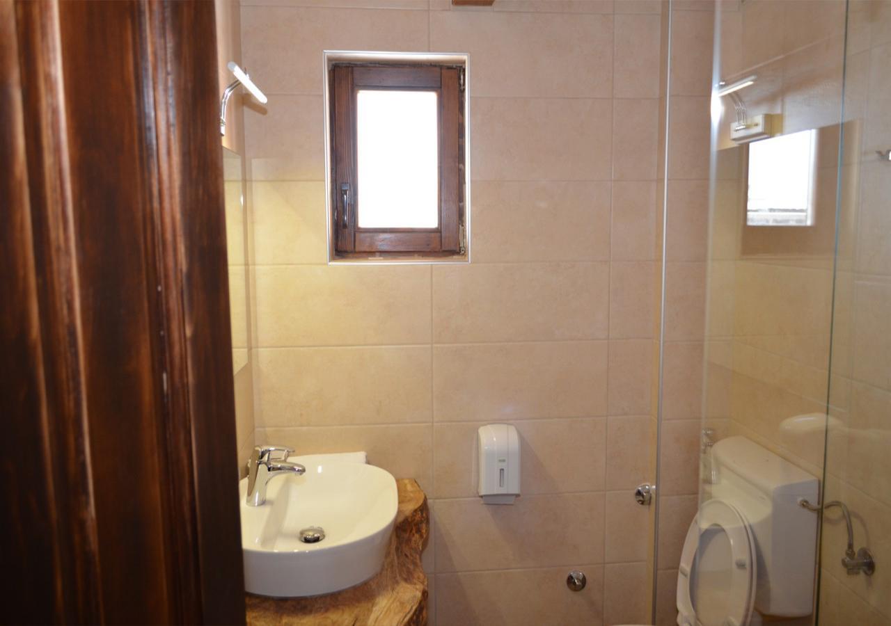 Konoba Ognjiste Bed & Breakfast Sokolac  Dış mekan fotoğraf