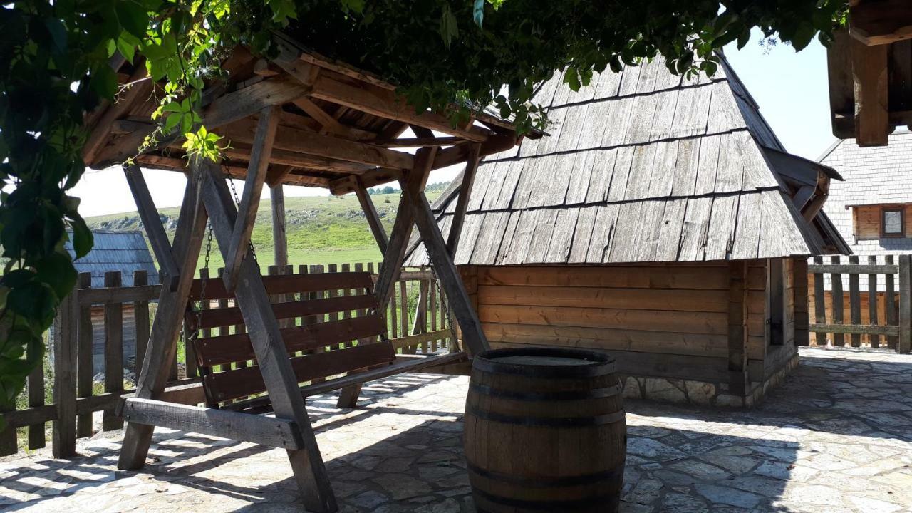 Konoba Ognjiste Bed & Breakfast Sokolac  Dış mekan fotoğraf