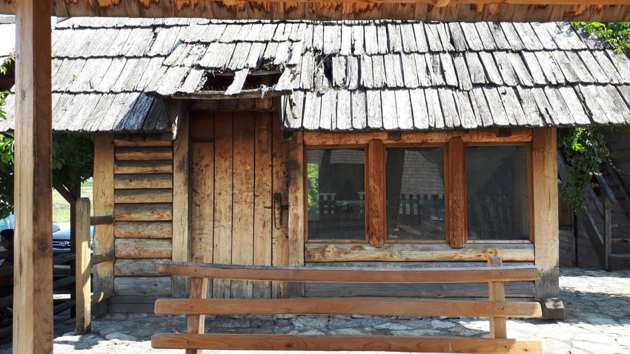 Konoba Ognjiste Bed & Breakfast Sokolac  Dış mekan fotoğraf