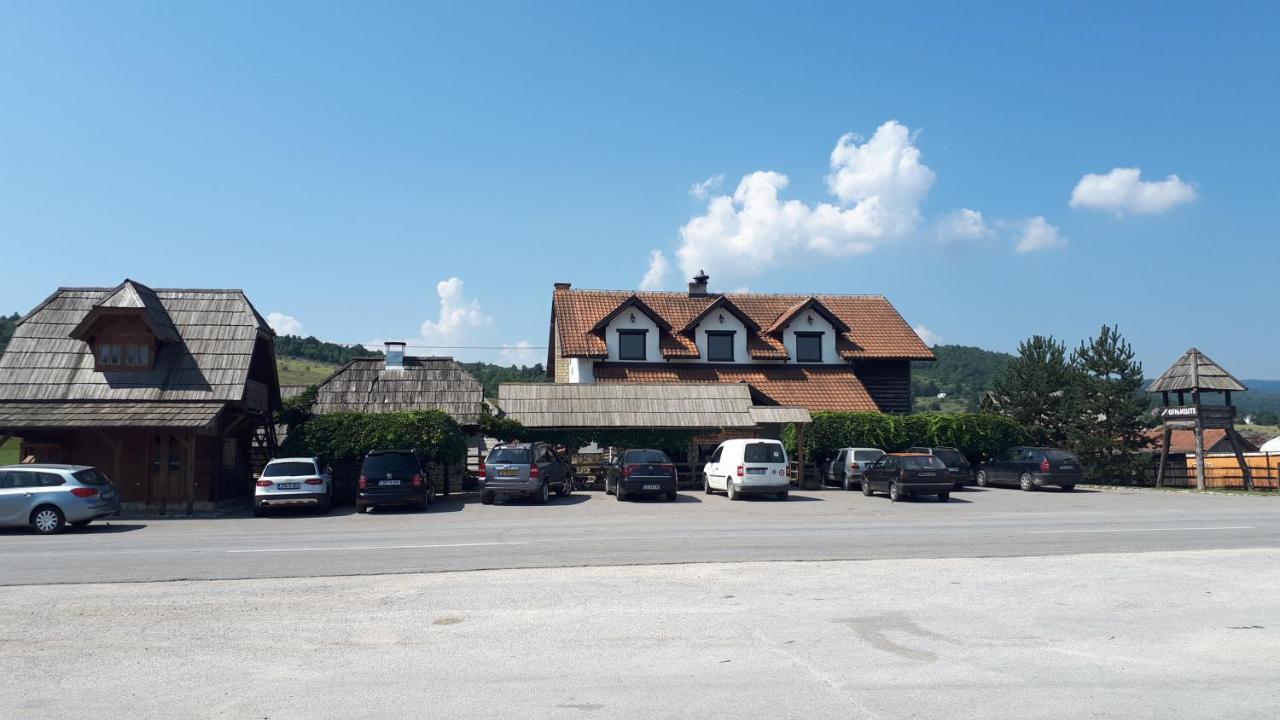 Konoba Ognjiste Bed & Breakfast Sokolac  Dış mekan fotoğraf